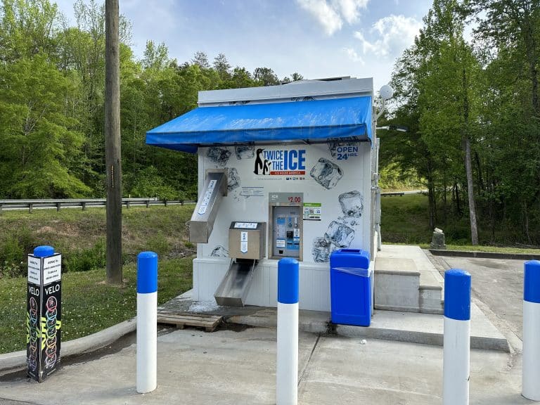 The Biggest Ice & Water Vending Machine | The Ice House